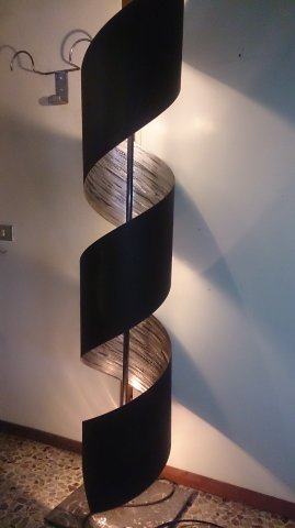 Lampada in lamiera